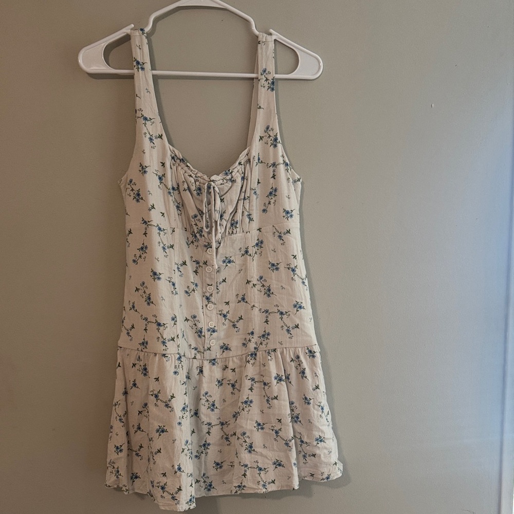 Wild Fable White Floral Smocked Top